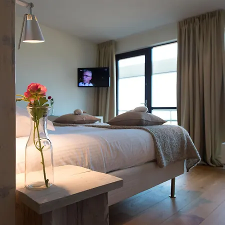 Spacious Modern In Scheveningen * The Hague