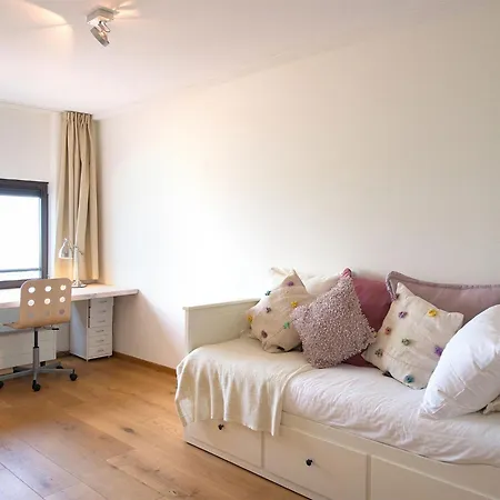 Spacious Modern In Scheveningen *