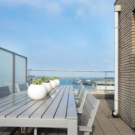 Spacious Modern In Scheveningen *